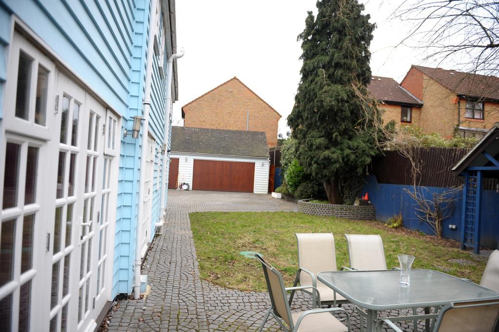 The Greyhound Cottage Chigwell Eksteriør billede