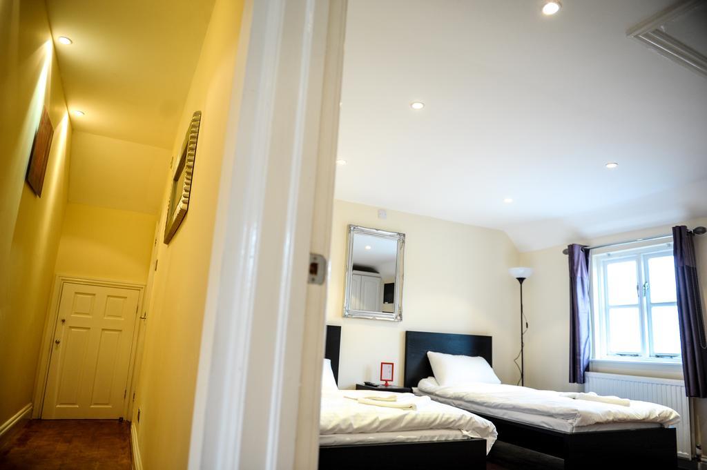 The Greyhound Cottage Chigwell Eksteriør billede