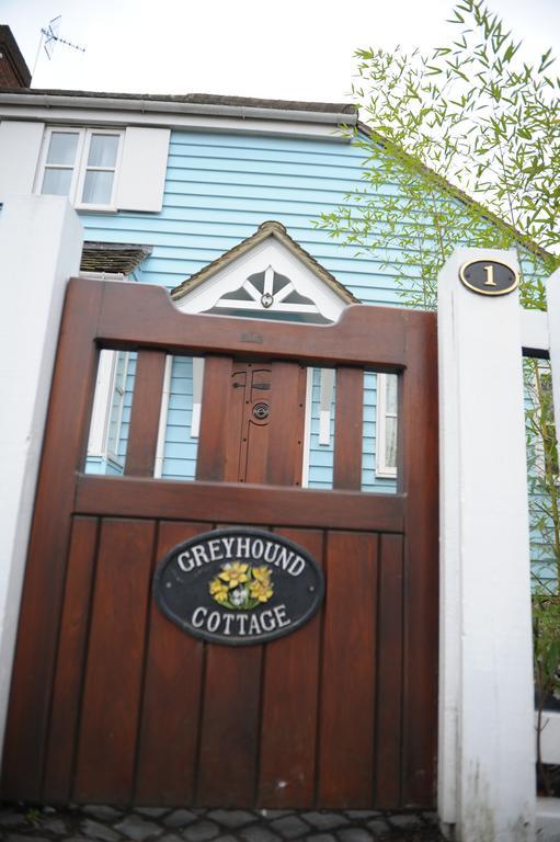 The Greyhound Cottage Chigwell Eksteriør billede