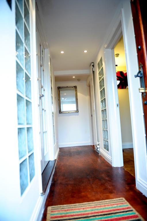 The Greyhound Cottage Chigwell Eksteriør billede