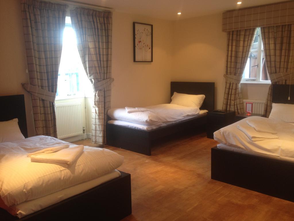 The Greyhound Cottage Chigwell Eksteriør billede